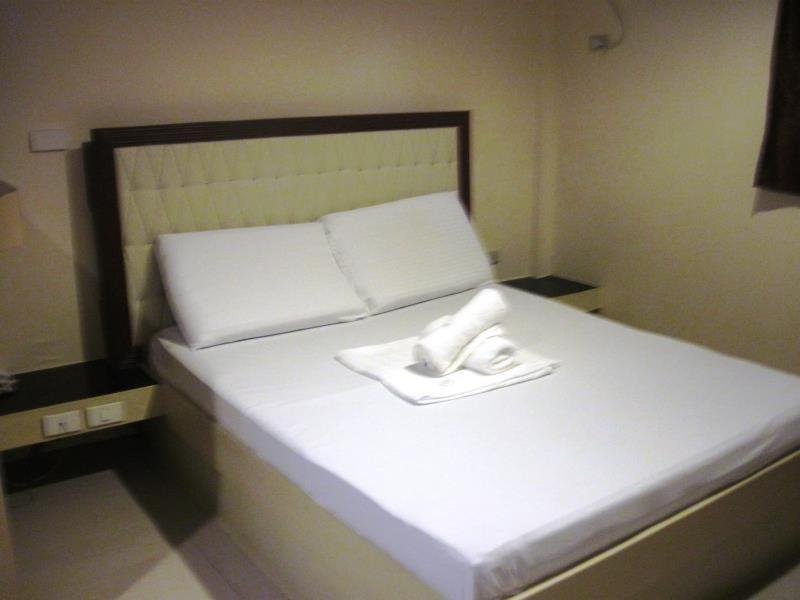 Jared Suites Upper Digos Exterior foto